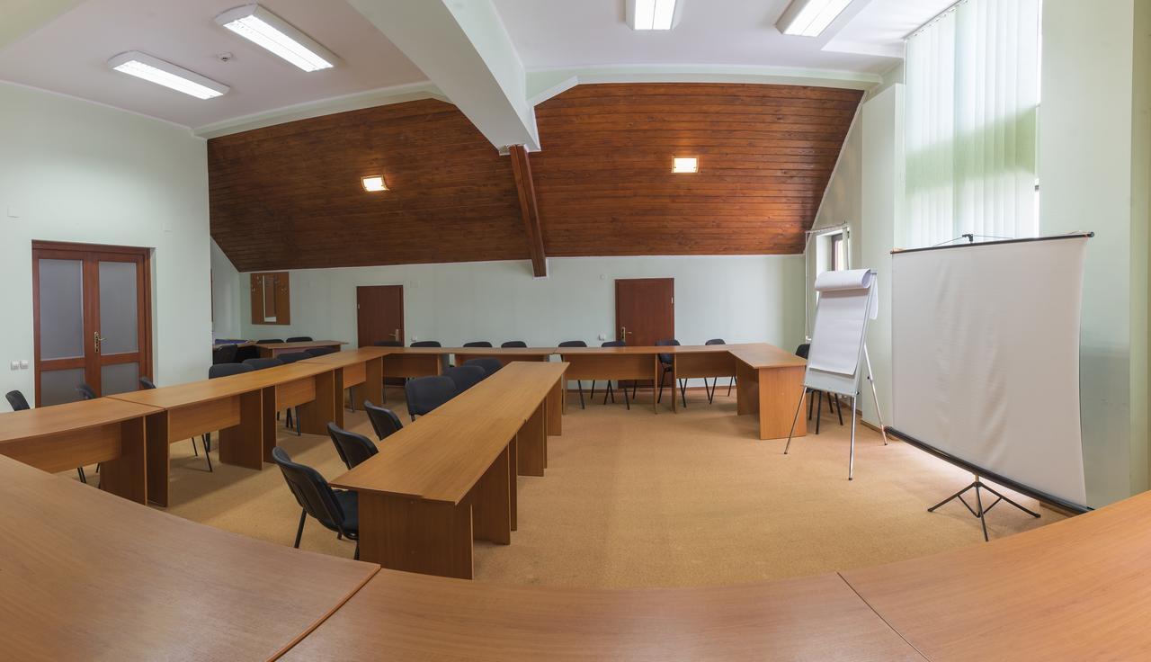 Pensiunea Vanatorul Vatra Dornei Zewnętrze zdjęcie